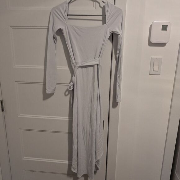 Aritzia/Wilfred Saturn Midi Dress Sz XS - Picture 3 of 5